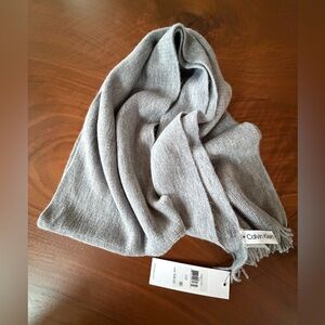 Calvin Klein Light Gray Knit Scarf